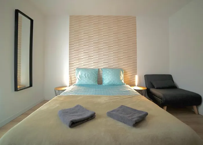 B&B Chez L'Habitant Chambre Privative Sur La Route Des Vins Tv Parking Box Velo Issenheim photo