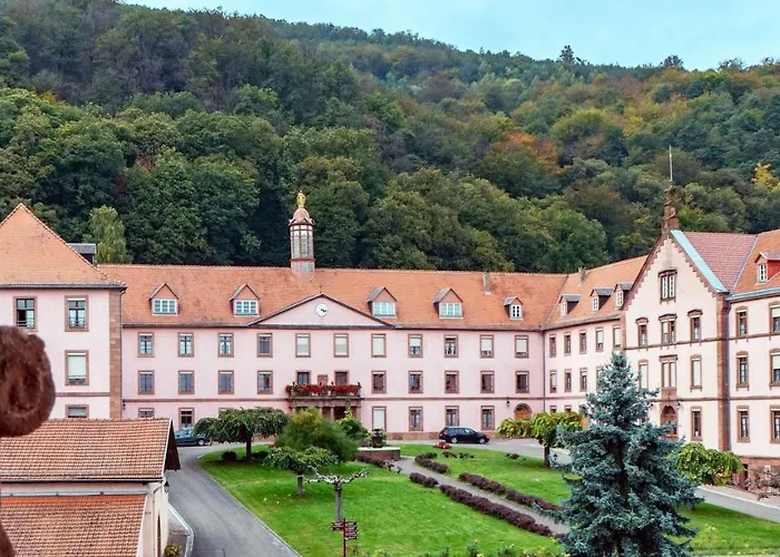 Hotellerie Du Couvent Oberbronn photo