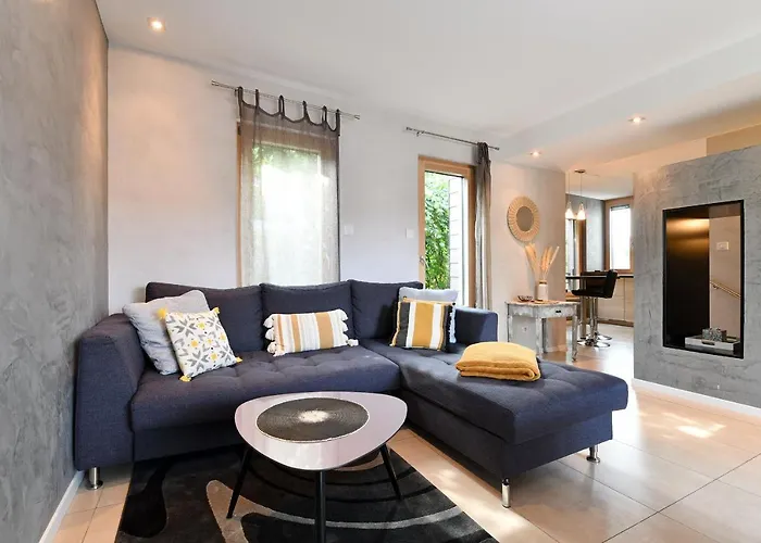 Gite Contemporain L'Hirondelle Guemar photo