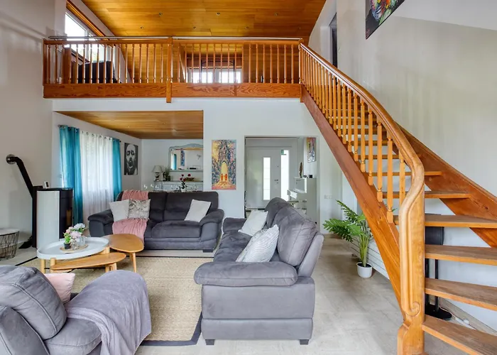 Jolie Villa, 300 M2, Grand Jardin Furdenheim photo