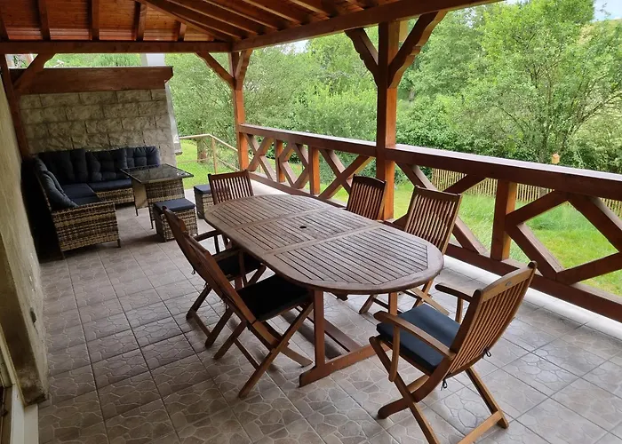 Nouveau Gite Le Geai Bleu A 5Min De La Petite Pierre Terrasse Couverte Et Jardin Erckartswiller φωτογραφία