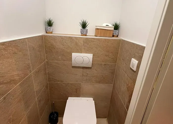 Magnifique Love Room Avec Sauna Et Jacuzzi Prives Avolsheim foto